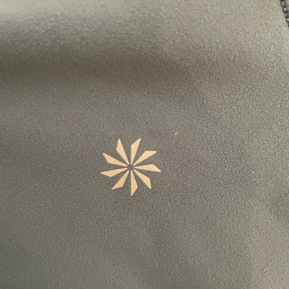 Athleta Salutation Jogger size M - Picture 8 of 8